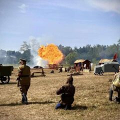 Spektakularna inscenizacja Bitwy Warszawskiej 1920 roku w Ossowie